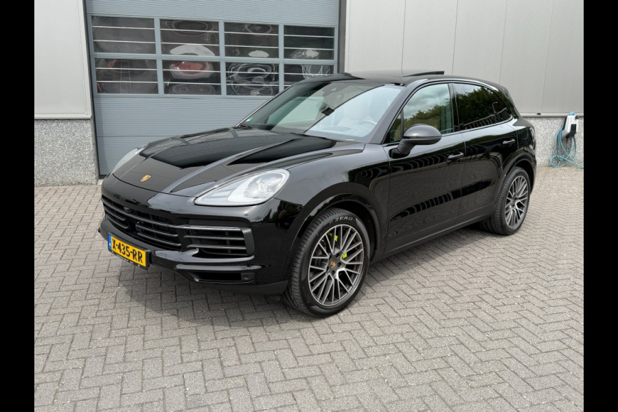 Porsche Cayenne 3.0 E-HYBRID Platinum Edtion