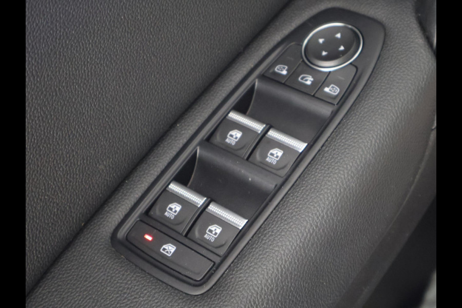 Renault Captur 1.6 E-Tech Full Hybrid 145 Techno | Navigatie | 1e eigenaar | Dodehoek Detectie | Camera | Parkeersensoren |