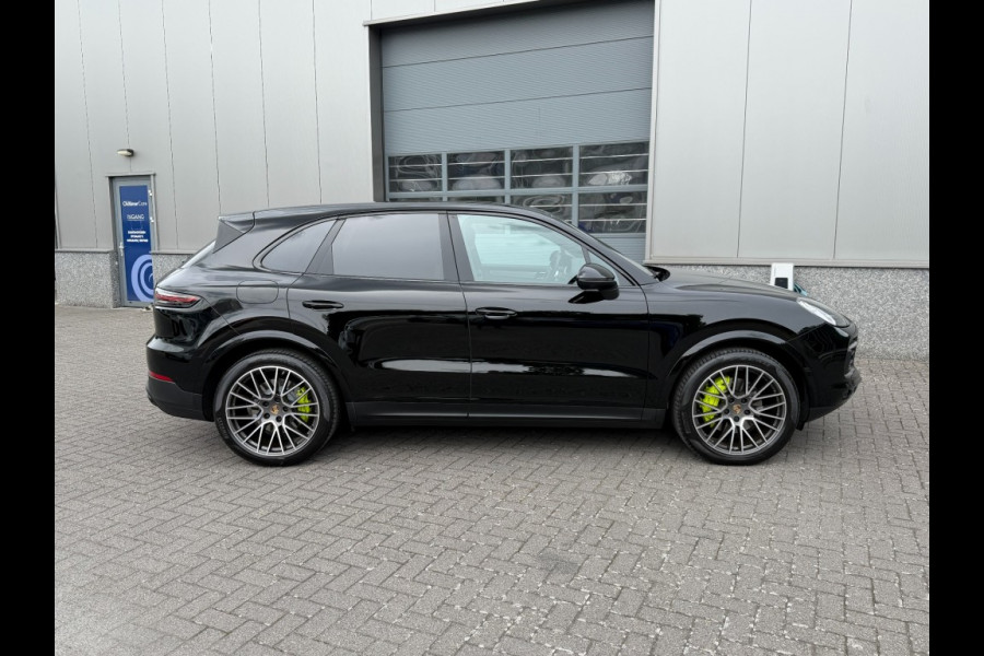 Porsche Cayenne 3.0 E-HYBRID Platinum Edtion
