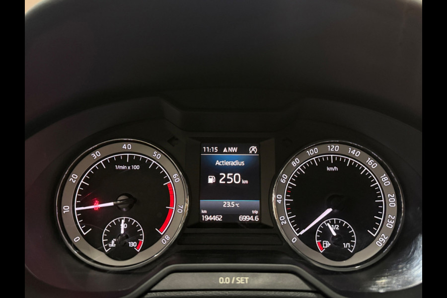Škoda Octavia Combi 1.0 TSI Sportline Business | NAP | Keyless | Cruise Control | Stoelverwarming | Camera | Canton