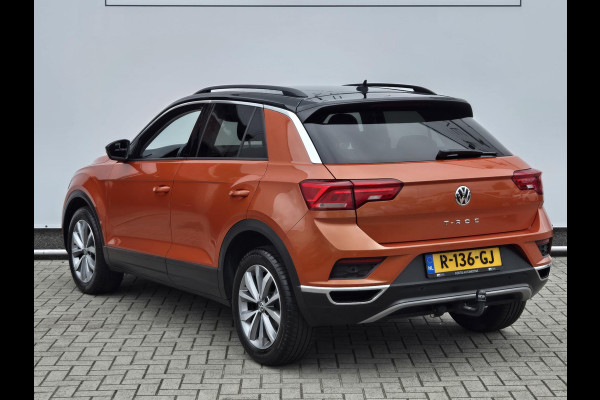 Volkswagen T-Roc 1.5 TSI Style Business | Automaat| Trekhaak| Keyless entry| Full LED|