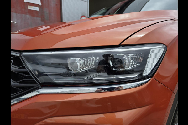 Volkswagen T-Roc 1.5 TSI Style Business | Automaat| Trekhaak| Keyless entry| Full LED|
