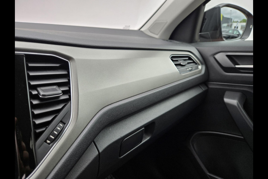 Volkswagen T-Roc 1.5 TSI Style Business | Automaat| Trekhaak| Keyless entry| Full LED|
