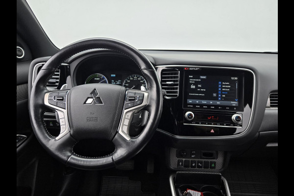 Mitsubishi Outlander 2.4 PHEV Intense S | Dealeronderhouden| Metallic Wit | Trekhaak 1500KG|