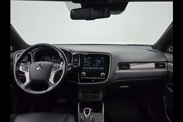 Mitsubishi Outlander 2.4 PHEV Intense S | Dealeronderhouden| Metallic Wit | Trekhaak 1500KG|