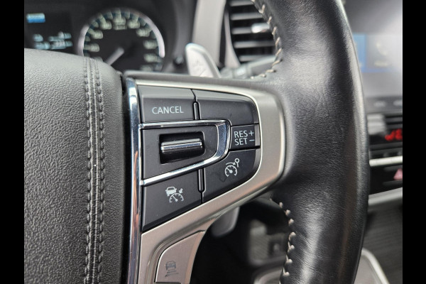 Mitsubishi Outlander 2.4 PHEV Intense S | Dealeronderhouden| Metallic Wit | Trekhaak 1500KG|