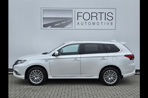 Mitsubishi Outlander 2.4 PHEV Intense S | Dealeronderhouden| Metallic Wit | Trekhaak 1500KG|