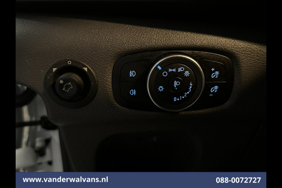 Ford Transit 2.0 TDCI 131pk L4H3 Jumbo Euro6 Airco | Camera | Cruisecontrol | Verwarmde voorruit Parkeersensoren, Bijrijdersbank