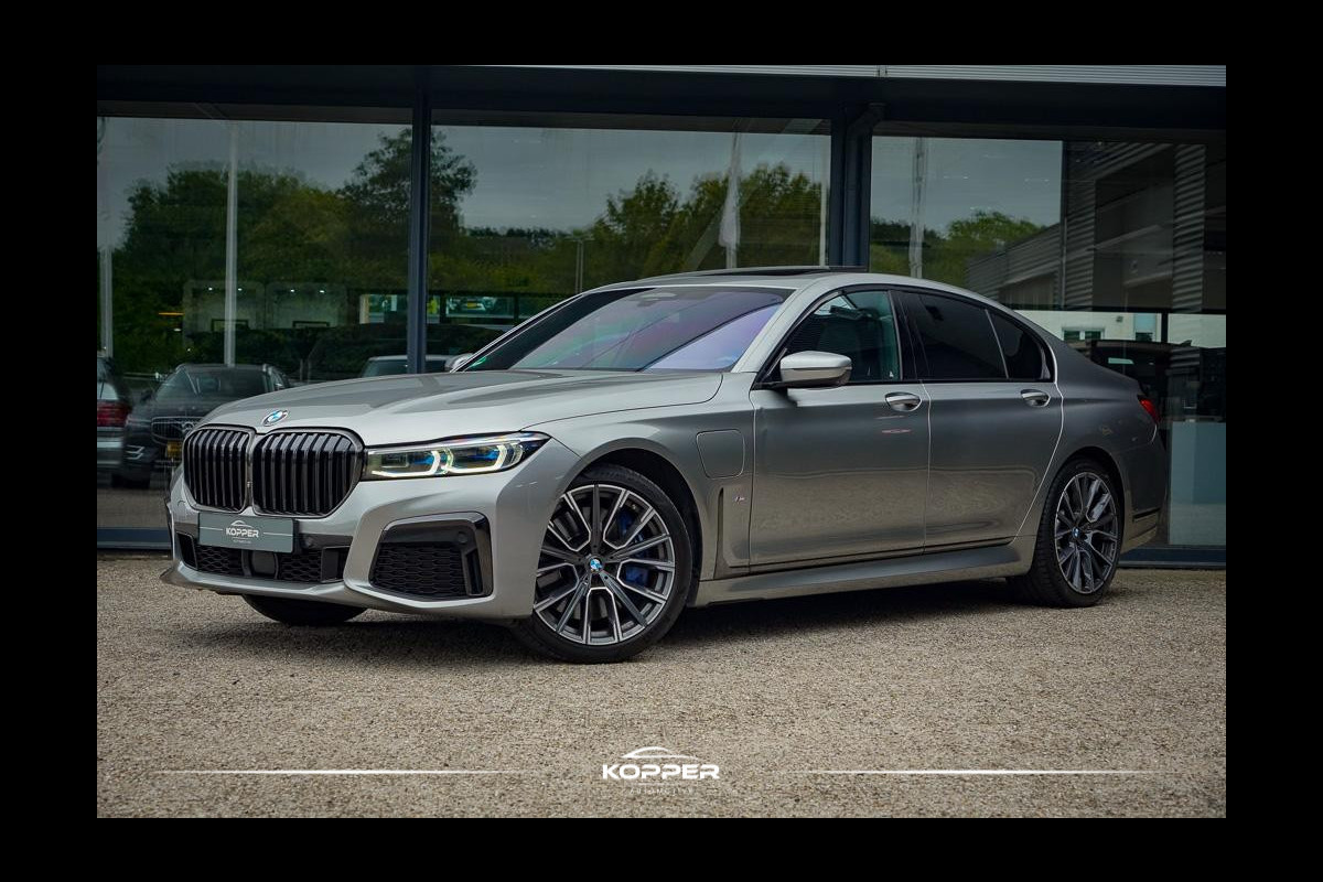 BMW 7 Serie 745e High Executive / M-Sport / Schuifdak / Massage / Co-Pilot / Bowers&Wilkins / Alcantara Hemel / Laser