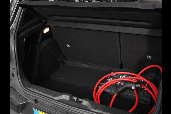 Citroën ë-C3 Max Automaat 113pk 44 kWh Climate Control Led Navigatie Apple Carplay/Android Auto Lichtmetalen Velgen Cruise Control Parkeer sensoren Camera Lichtmetalen Velgen