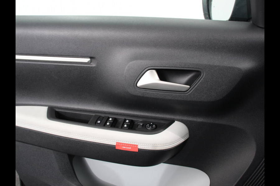 Citroën ë-C3 Max Automaat 113pk 44 kWh Climate Control Led Navigatie Apple Carplay/Android Auto Lichtmetalen Velgen Cruise Control Parkeer sensoren Camera Lichtmetalen Velgen