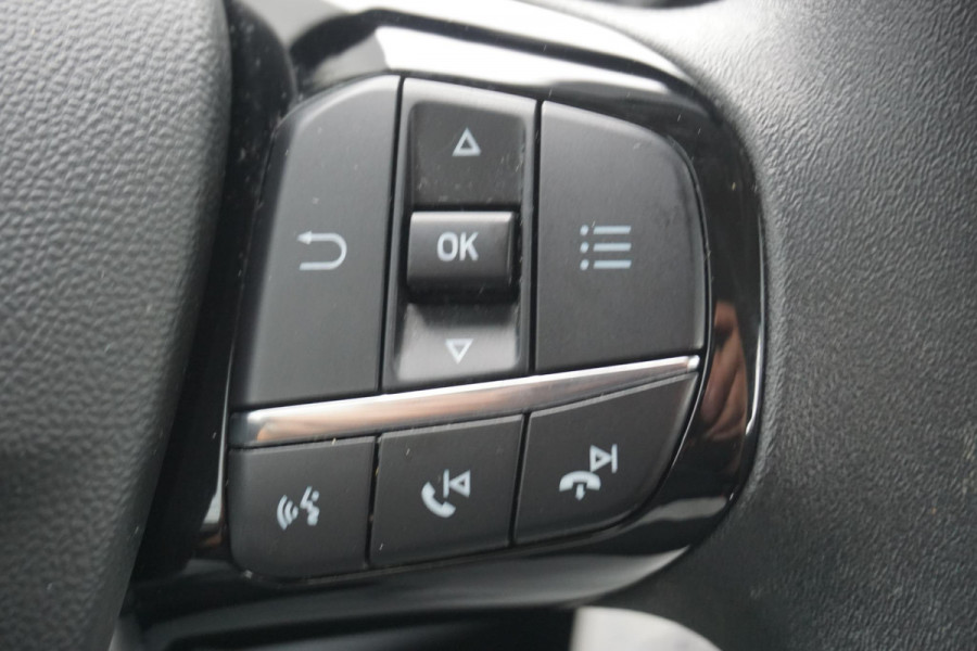 Ford Fiesta 1.0 EcoB.95PK Connected/Parkeersensor voor+achter/ All-Season banden.