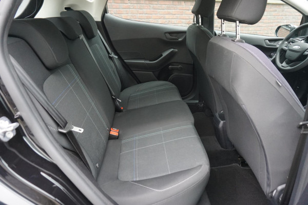 Ford Fiesta 1.0 EcoB.95PK Connected/Parkeersensor voor+achter/ All-Season banden.