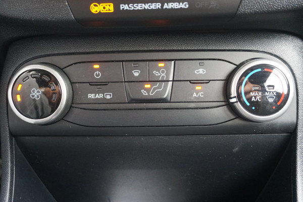 Ford Fiesta 1.0 EcoB.95PK Connected/Parkeersensor voor+achter/ All-Season banden.