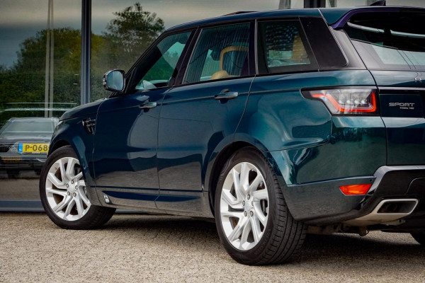 Land Rover Range Rover Sport 2.0 P400e HSE Dynamic / SVO British Racing Green / Pano / Drive Pro / Trekhaak / Incl BTW