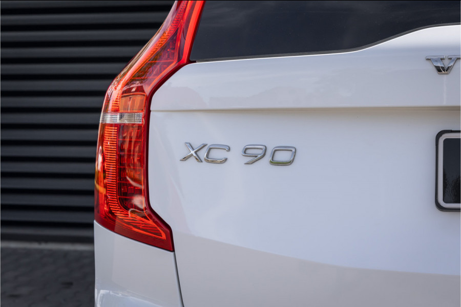 Volvo XC90 2.0 T8 Recharge AWD R-Design 22'' - Pano - 7p