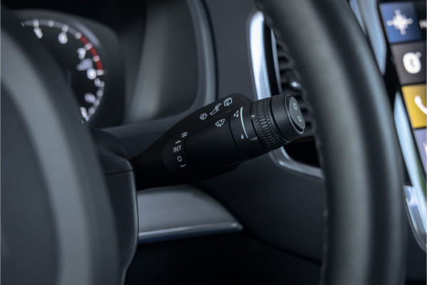 Volvo XC90 2.0 T8 Recharge AWD R-Design 22'' - Pano - 7p