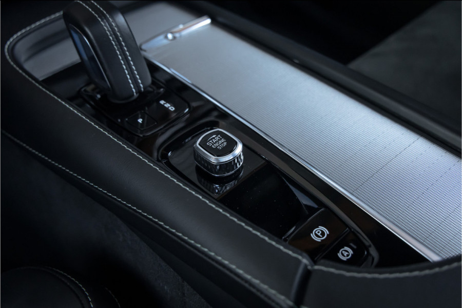 Volvo XC90 2.0 T8 Recharge AWD R-Design 22'' - Pano - 7p