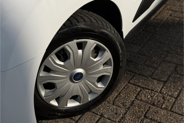 Ford Transit Connect 1.0 L2 | BPM VRIJ | Airco | Camera | Multimedia | 3-zits | NAVI | Bluetooth | PDC