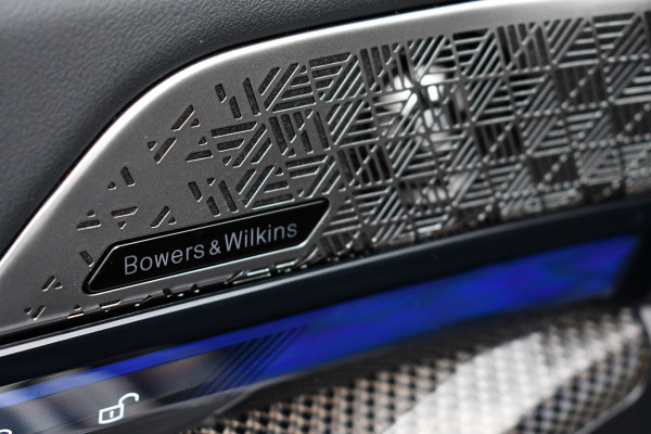 BMW M5 Touring | Kreidegrau Ind. | Ultimate Pack | Keramisch | Pano | Trekh | B&W | DA+