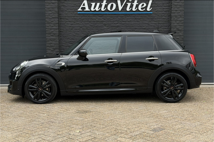 MINI 5-deurs 1.5 Cooper Dalston JCW pakket | Panodak | Kuipstoelen | Sfeerverlichting | Stoelverwarming