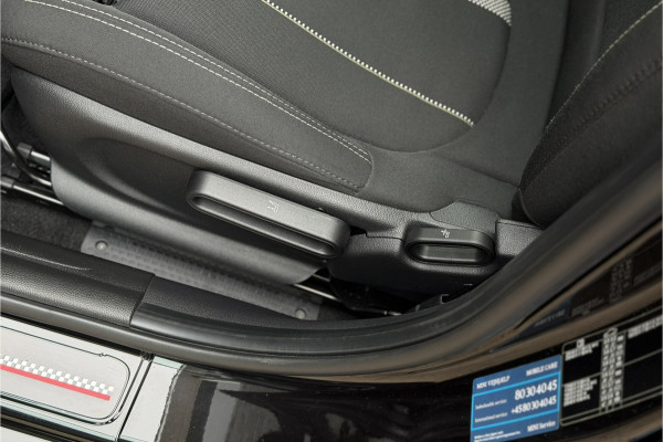 MINI 5-deurs 1.5 Cooper Dalston JCW pakket | Panodak | Kuipstoelen | Sfeerverlichting | Stoelverwarming