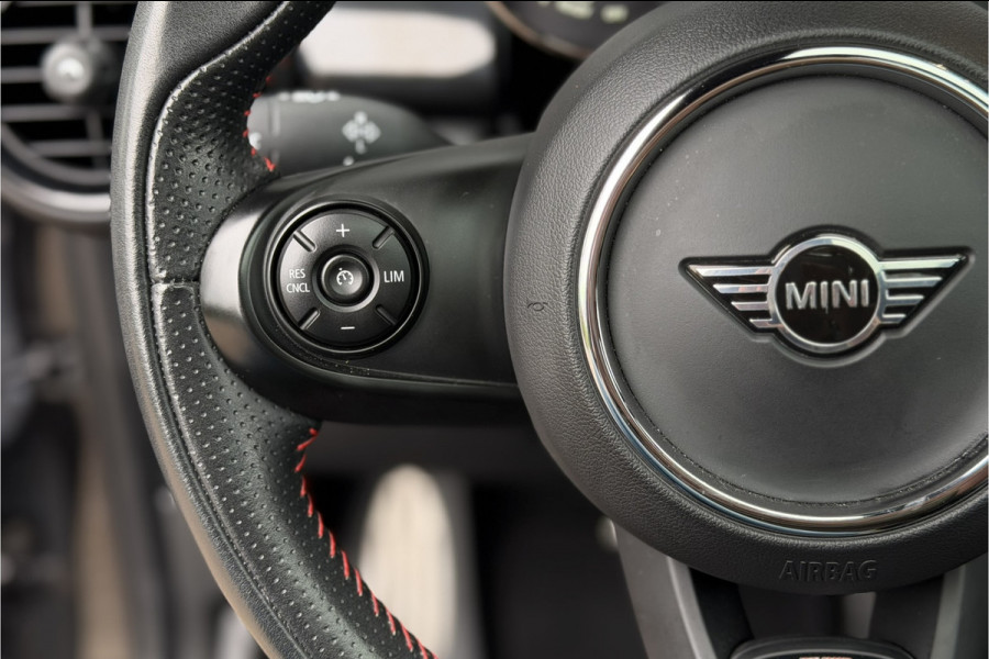 MINI 5-deurs 1.5 Cooper Dalston JCW pakket | Panodak | Kuipstoelen | Sfeerverlichting | Stoelverwarming