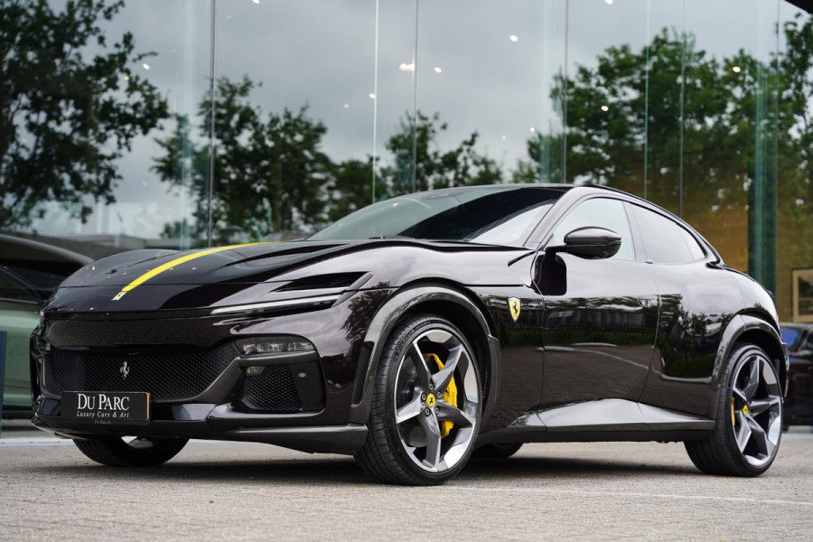 Ferrari Purosangue 6.5 V12 / Full Carbon Pack / Lifting / Panoramadak