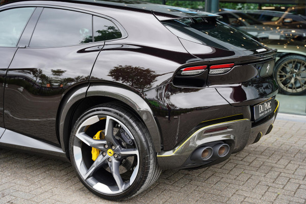 Ferrari Purosangue 6.5 V12 / Full Carbon Pack / Lifting / Panoramadak