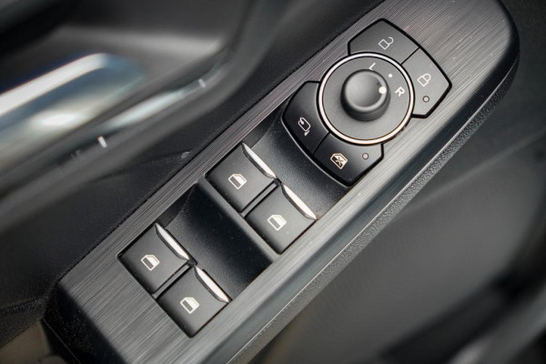 Ford Kuga 2.5 PHEV ST-Line / Elek Klep / Winter Pack / All Season / Trekhaakvoorbereiding / Privacy Glas / Incl BTW