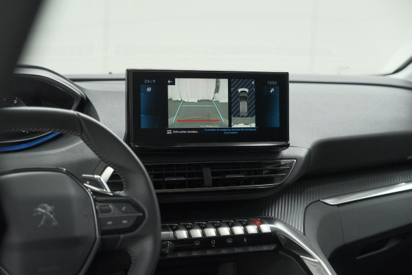 Peugeot 3008 PureTech 130 EAT8 Style | Camera | Parkeersensoren | Navigatie | Apple Carplay