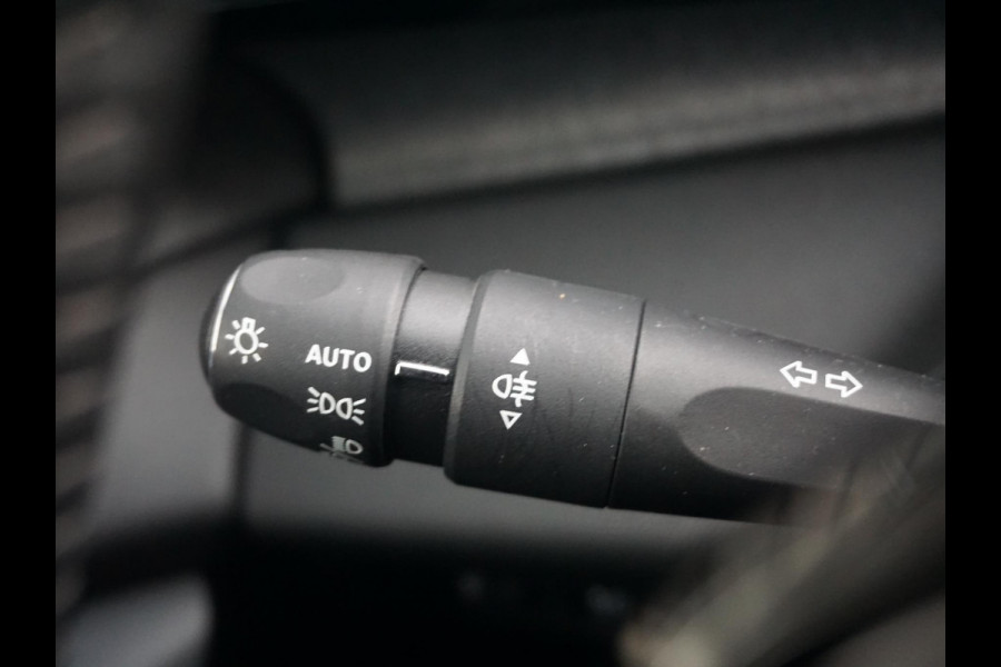 Peugeot 308 1.6 HYbrid 180 Allure Pack Business | TREKHAAK | AUTOMAAT |