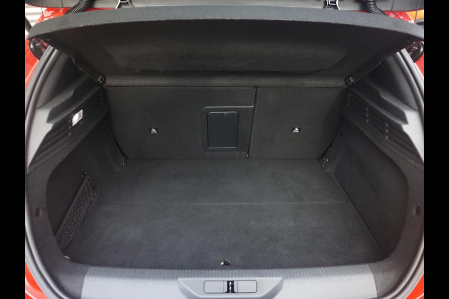 Peugeot 308 1.6 HYbrid 180 Allure Pack Business | TREKHAAK | AUTOMAAT |