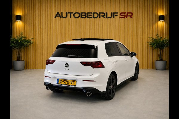 Volkswagen Golf 1.4 eHybrid GTE Pano! Hud! IQ! Standkachel! StoelW! StuurW! Camera!