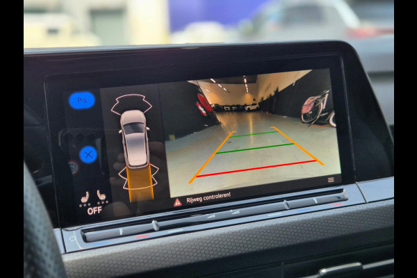 Volkswagen Golf 1.4 eHybrid GTE Pano! Hud! IQ! Standkachel! StoelW! StuurW! Camera!