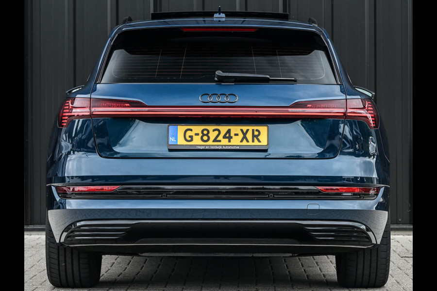Audi e-tron e-tron 50 quattro Launch edition plus 71 kWh | Panoramadak | Luchtvering | Adaptive Cruise | Memory Seats | Stoelverwarming | PDC V+A |