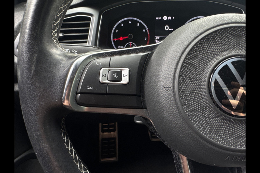 Volkswagen T-Roc Cabrio 1.5 TSI R-LINE DSG NAVI/CAMERA/STOELVERW.