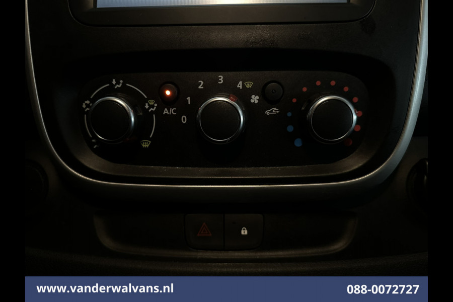 Renault Trafic 2.0 MultiJet 146pk L2H1 Euro6 Airco | Camera | Navigatie | Cruisecontrol Trekhaak, Parkeersensoren, Bijrijdersbank