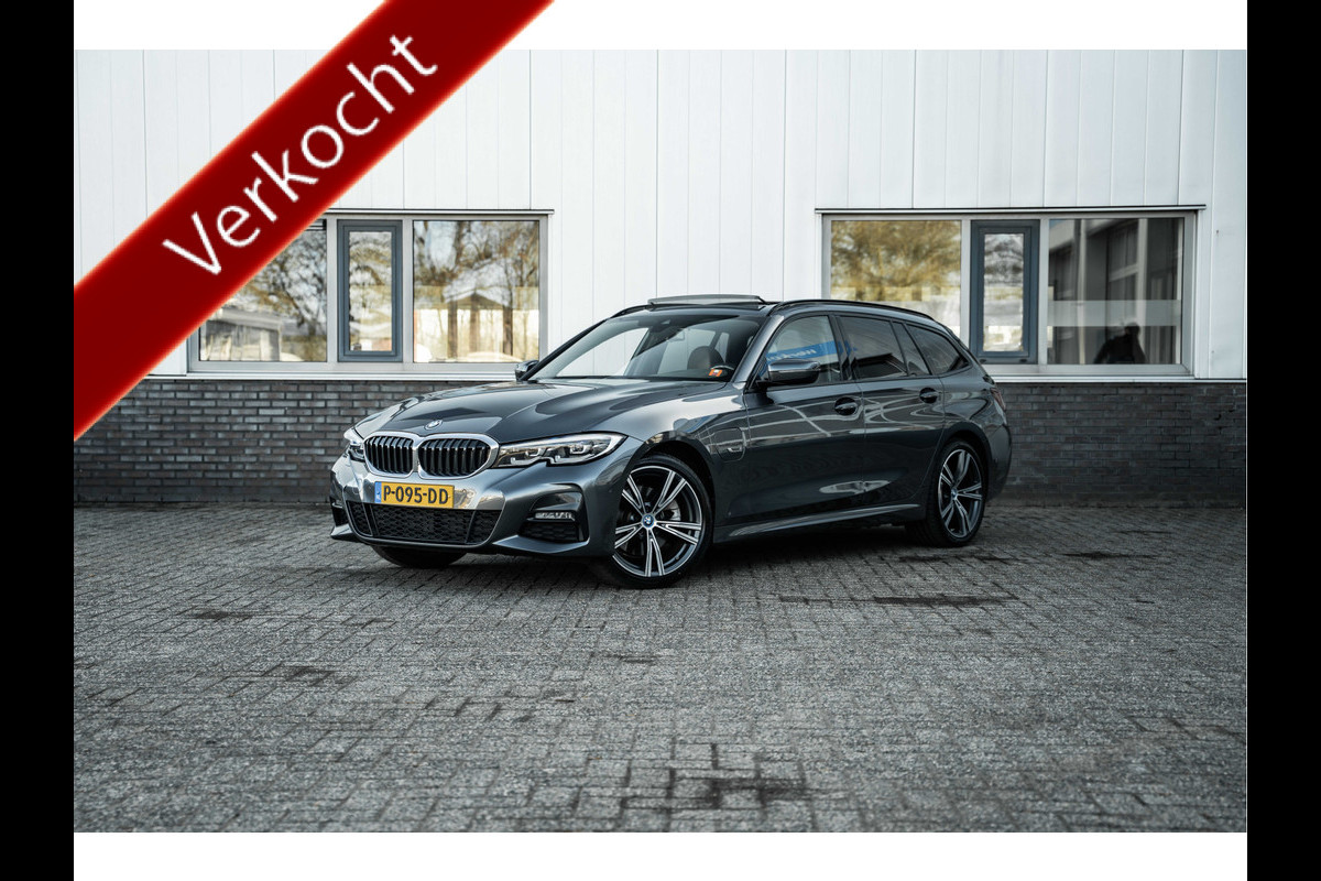 BMW 3 Serie Touring 320e Business Edition Plus | M sport | Pano | HUD | Leder