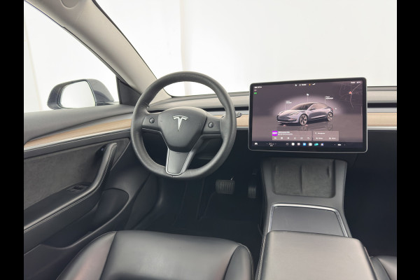 Tesla Model 3 Standard RWD Plus 60 kWh [3-Fase-11kW] (INCL-BTW) Aut. *PANO | AUTOPILOT | LEATHER | KEYLESS | FULL-LED | MEMORY-PACK | TOPVIEW | DAB | CARPLAY | DIGI-COCKPIT | LANE-ASSIST | HEATED- COMFORTSEATS | 19"ALU*