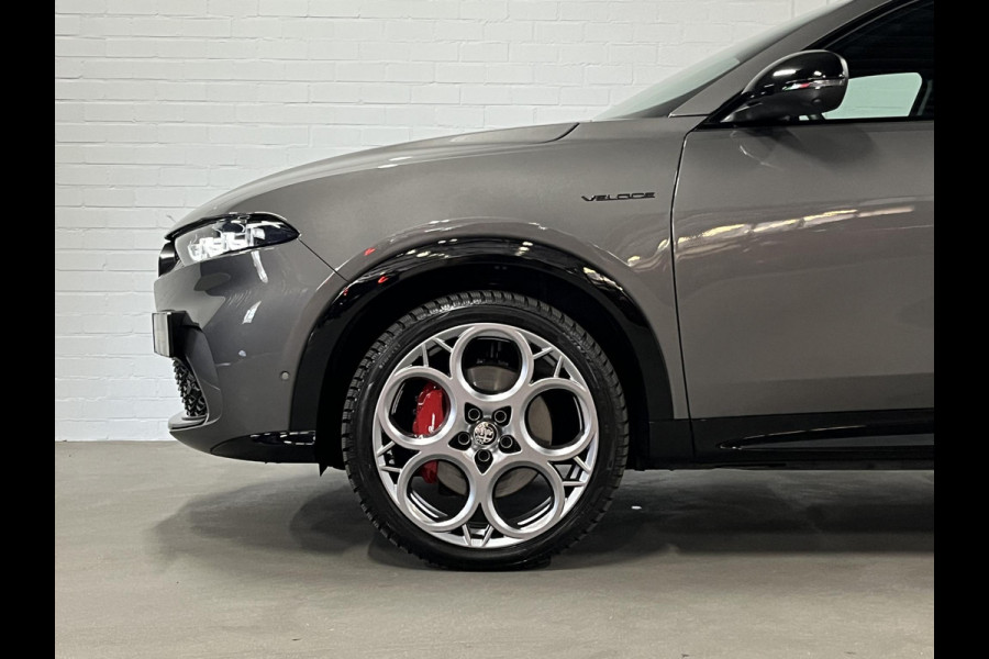 Alfa Romeo Tonale 1.3 Plug-in VELOCE Adapt. cruise | Harman/Kardon | Stoelventilatie en verwarming | 360 camera | Sfeerverlichting | Stuurverwarming | Leder
