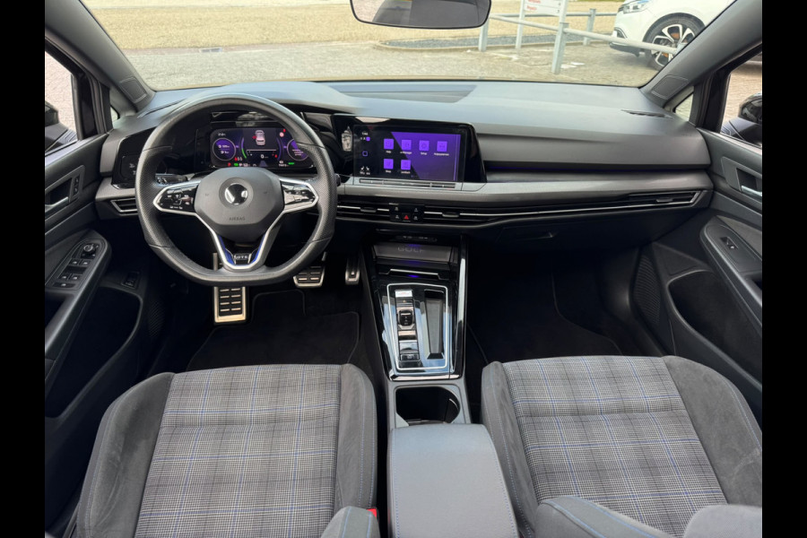 Volkswagen Golf 1.4 eHybrid GTE | Pano | ACC | Apple CarPlay / Android Auto