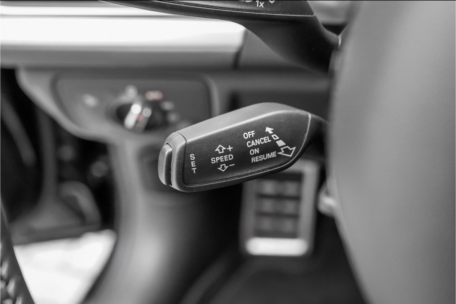 Audi A6 Limousine 1.8 TFSI S-Line Parkeerhulp CarPlay 19"