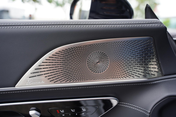 Mercedes-Benz SL-Klasse AMG 63 4-Matic+ / Burmester