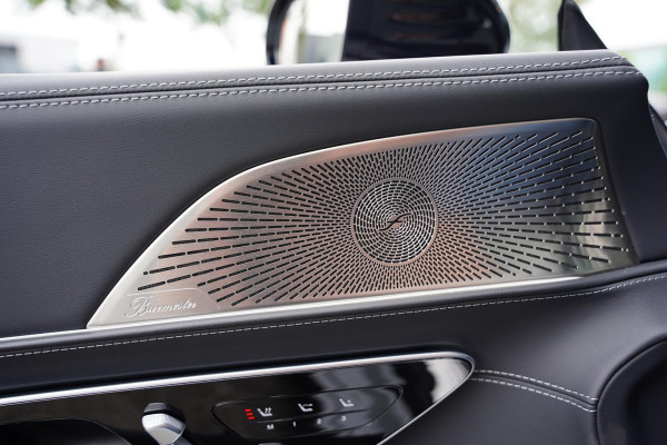 Mercedes-Benz SL-Klasse AMG 63 4-Matic+ / Burmester