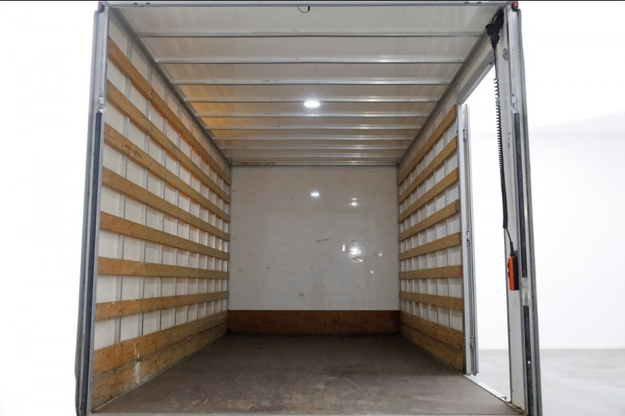 Volkswagen Crafter 35 2.0 TDI 140pk Bakwagen met laadklep en zijdeur 12-2021