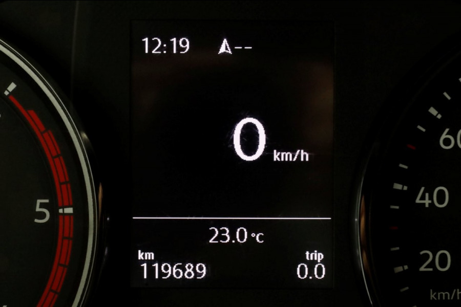 Volkswagen Crafter 35 2.0 TDI 140pk Bakwagen met laadklep en zijdeur 12-2021