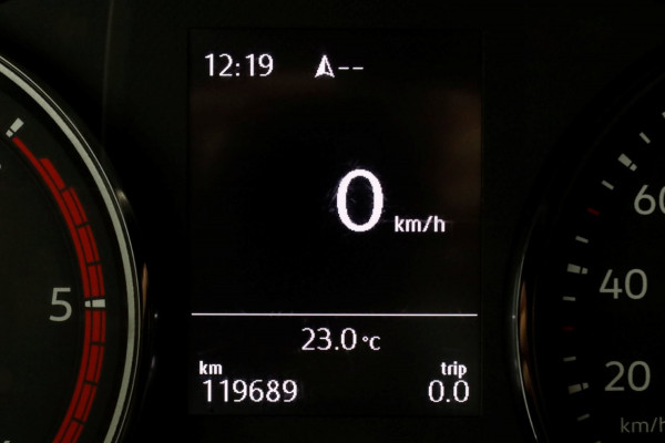 Volkswagen Crafter 35 2.0 TDI 140pk Bakwagen met laadklep en zijdeur 12-2021
