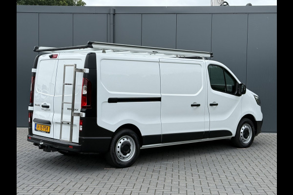 Renault Trafic 2.0 dCi 150 PK AUTOMAAT / L2H1 / 27.349 KM!! / TREKHAAK / IMPERIAAL / 3-ZITS / CAMERA / LED