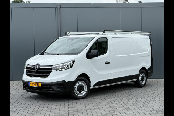 Renault Trafic 2.0 dCi 150 PK AUTOMAAT / L2H1 / 27.349 KM!! / TREKHAAK / IMPERIAAL / 3-ZITS / CAMERA / LED